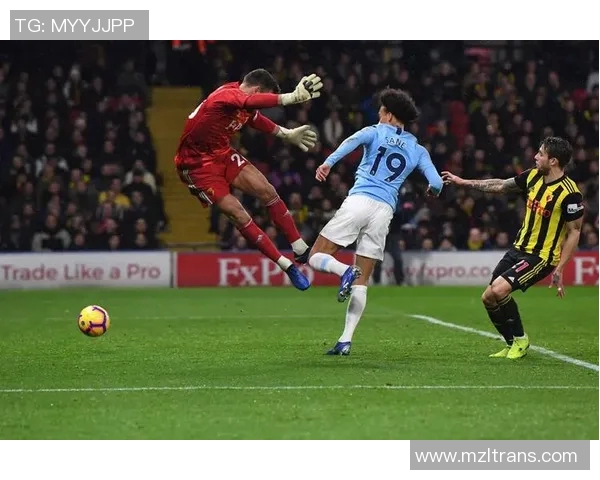 克卢日与索陆的激烈对决揭示了足球战术与团队合作的重要性